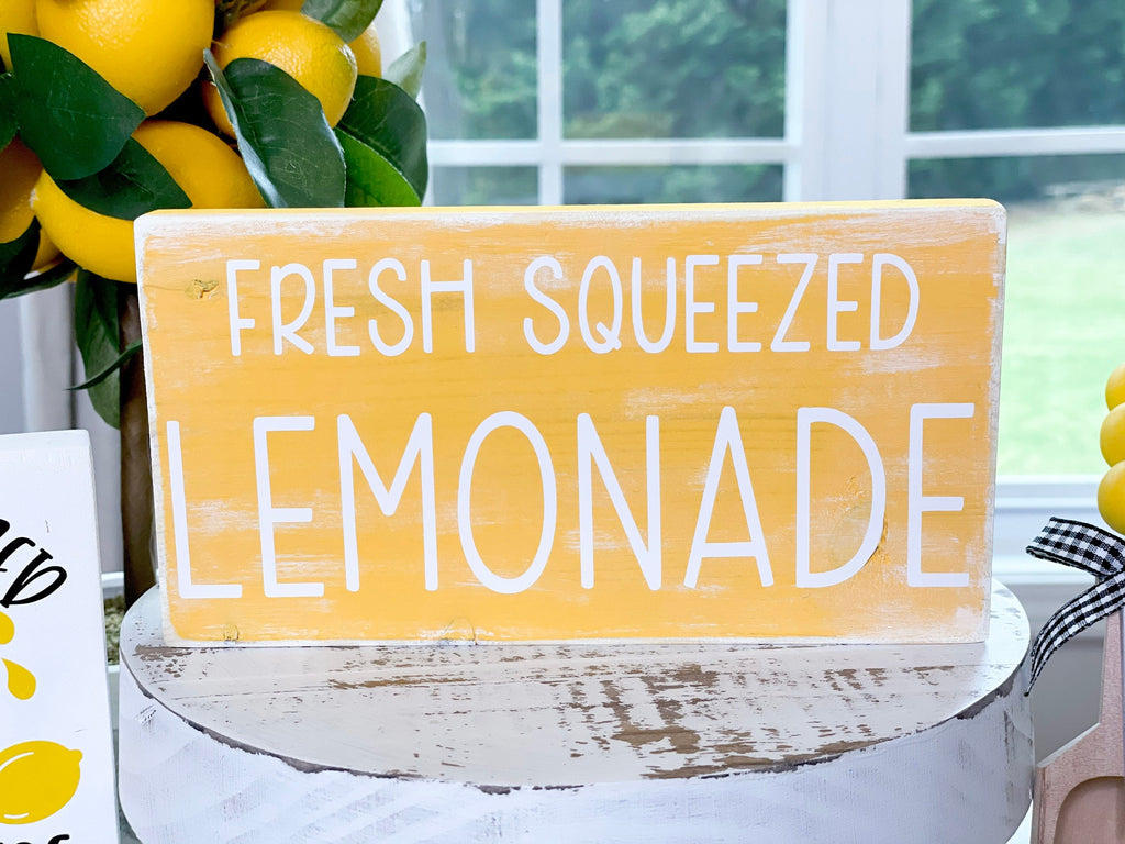 Fresh Squeezed Lemonade Sign