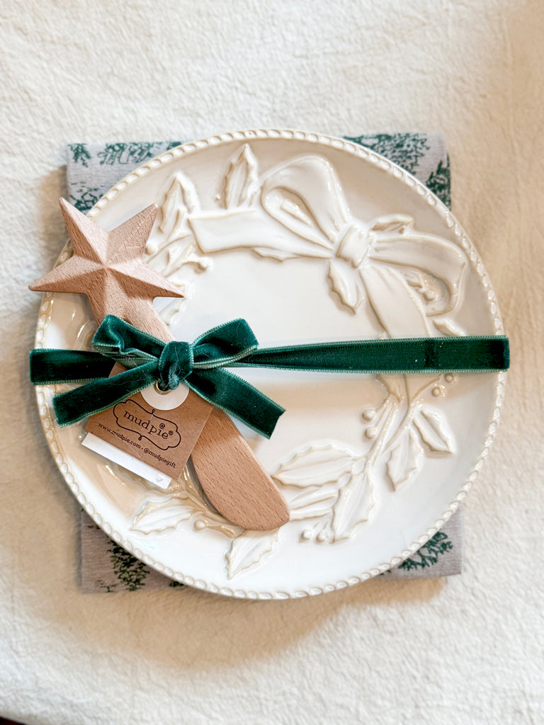 Wreath White Christmas Appetizer Plate Set