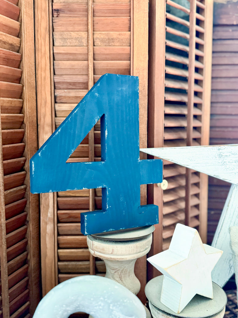 “4” wooden decor