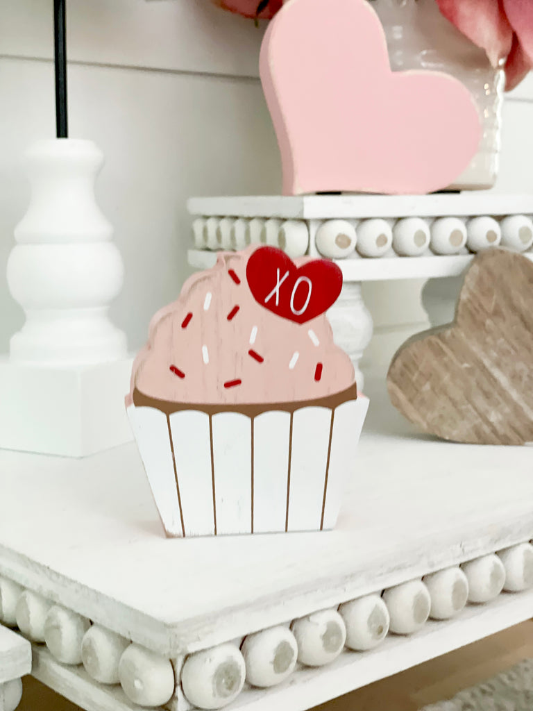 Valentine Wood Cupcake