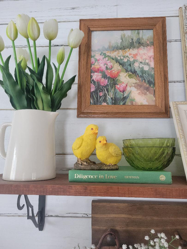 Baby Chicks Shelf Sitter